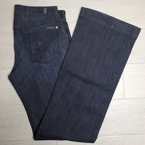 7 For All Mankind Jeans - •7FAM• Dojo Flare Leg Dark Wash Jean Sz 30. 7 For All Mankind Jeans - •7FAM• Dojo Flare Leg Dark Wash Jean Sz 30.
